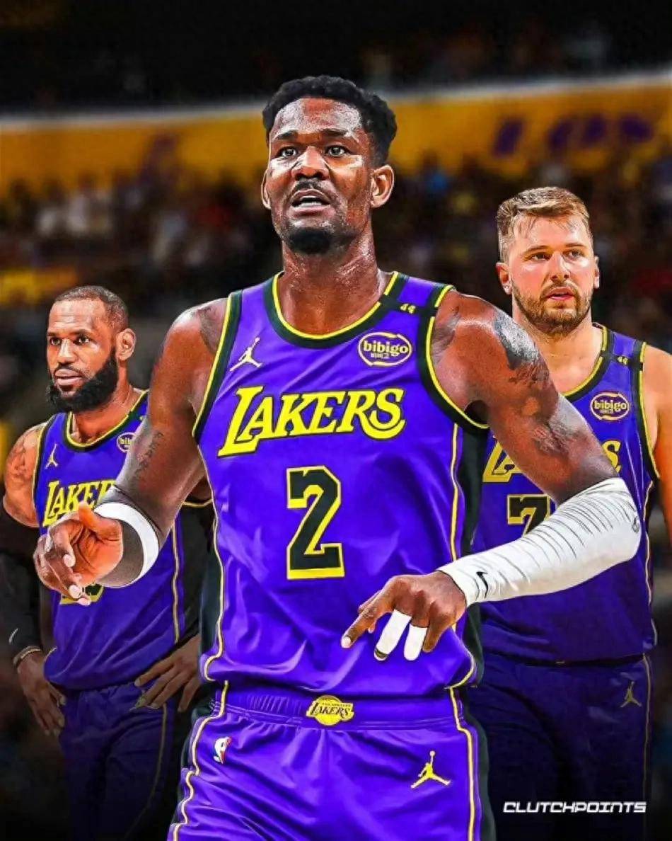 熊猫体育入口 -湖人擒勇士拿下圣诞战