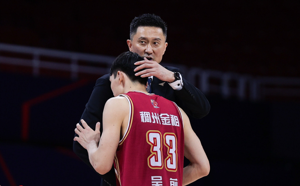 熊猫官方入口 -关于CBA季后赛倒计时，菲尼克斯太阳集结日外线爆发，细节引发关注，管理层满意，医务组通报恢复的信息